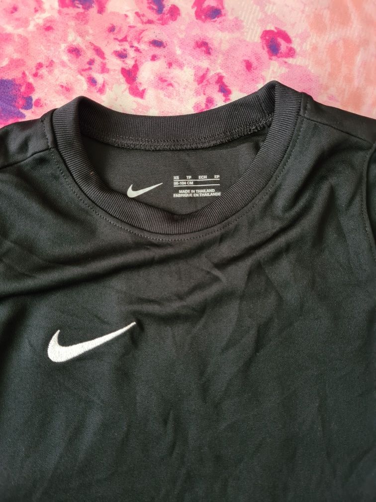 Tricou Nike nou 3-4 ani