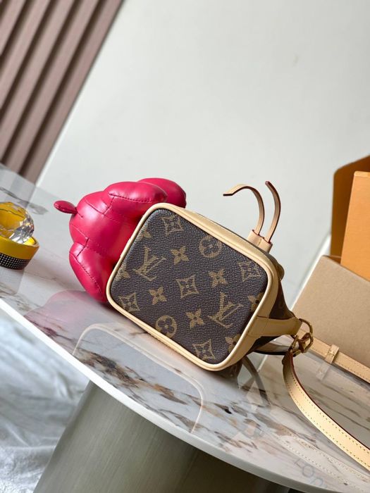 Geanta Louis Vuitton Speedy Nano