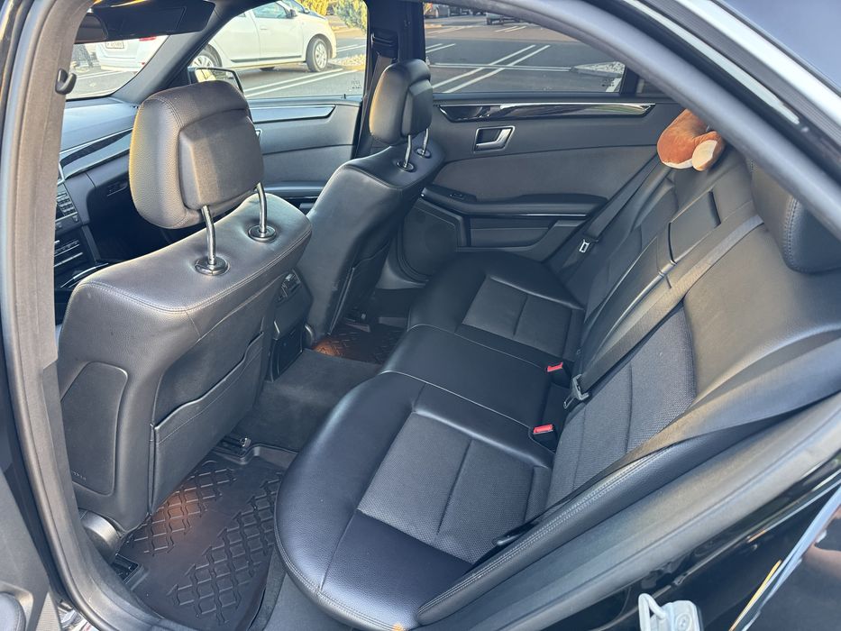 Mercedes e220 cutie automata 7G tronic IMPECABILA