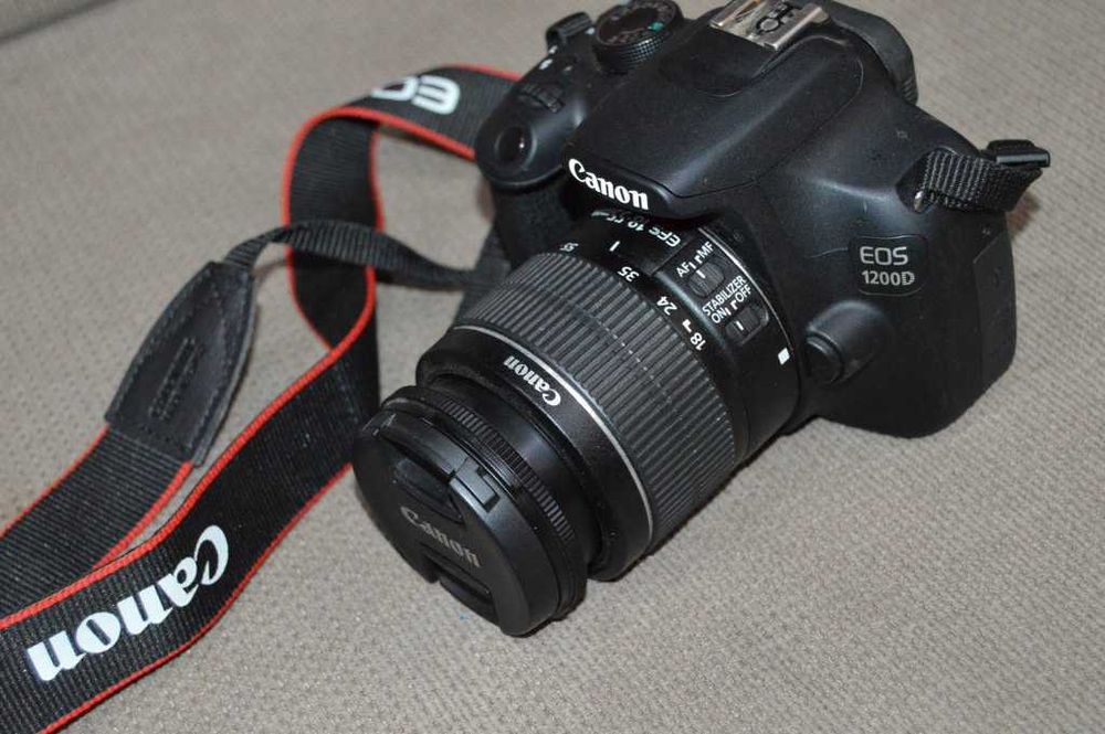 Foto DSLR CANON EOS 1200D + obiectiv 18-55mm AF Stabilizer 786 cadre