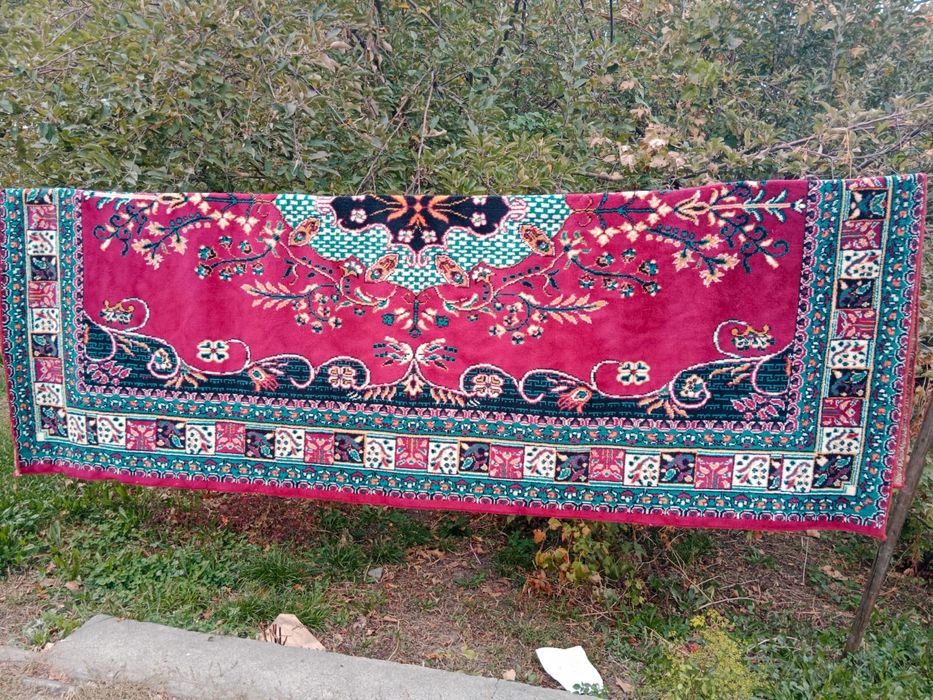 Продам ковры в хорошем состоянии