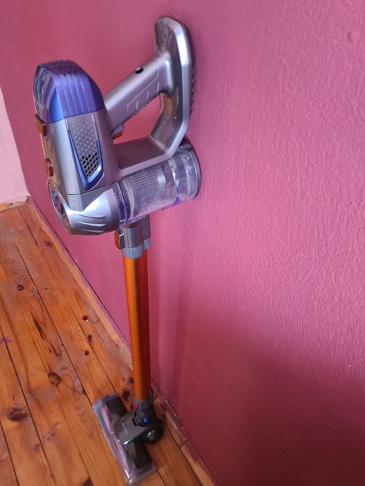 Безкабелна прахосмукачка Onson. K7 4в1