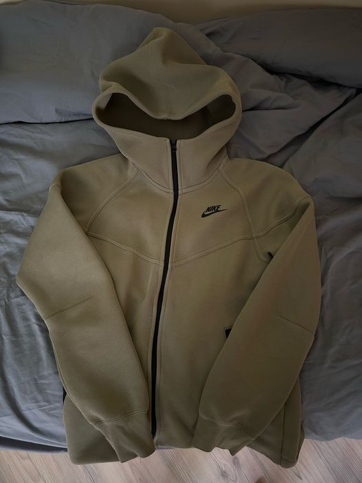 Оригинално женско горнище nike tech