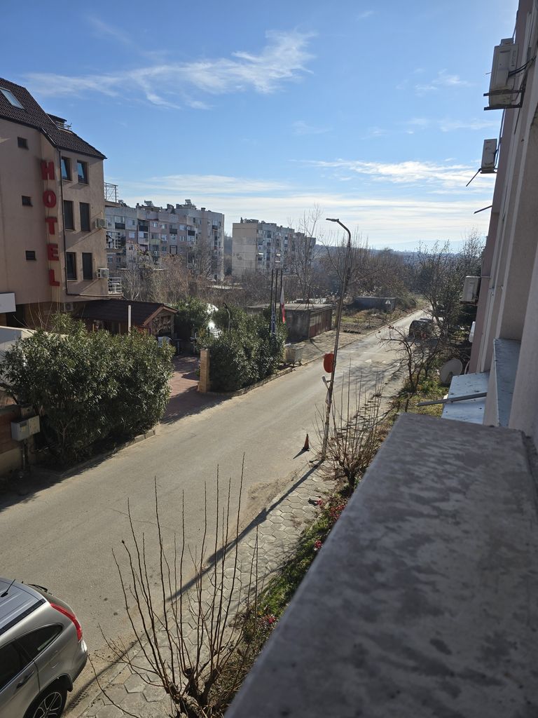 Продава се Четиристаен апартамент в Сандански - 89 кв.м за 787 €/кв.м - Снимка #1