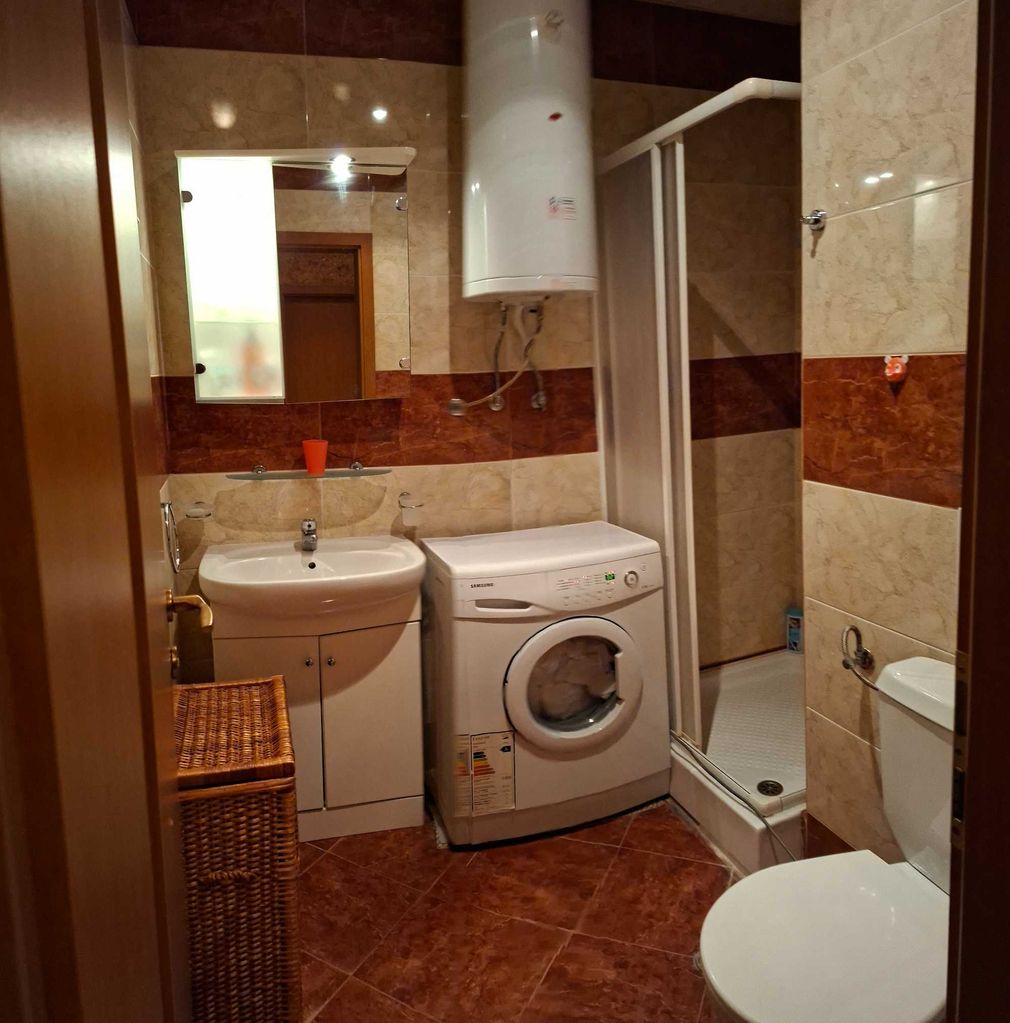 Продава се Едностаен апартамент в к.к. Елените - 70 кв.м за 1210 €/кв.м - Снимка #2
