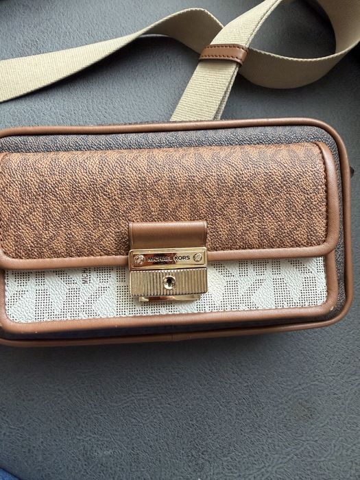 Дамска чанта Michael Kors