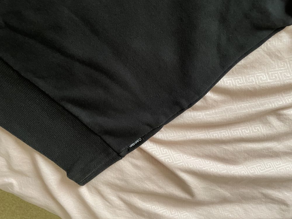 худи Calvin Klein