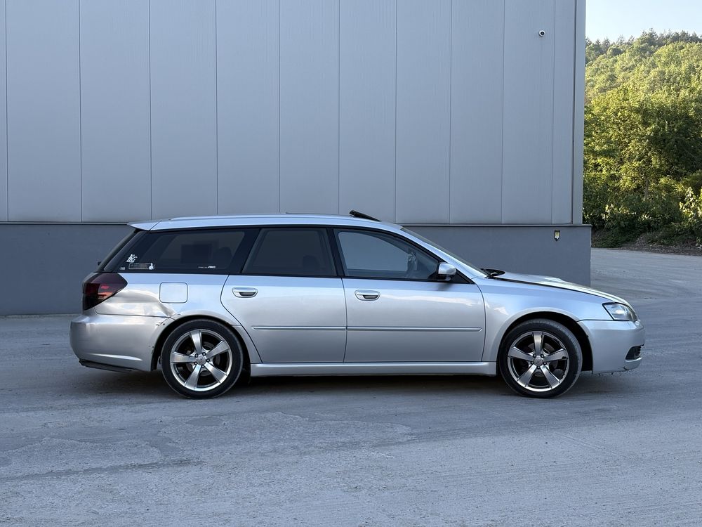Subaru Legacy 2.5i