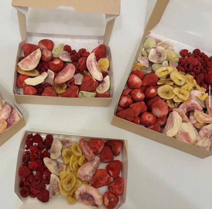 Сублимированные мороженое и фрукты