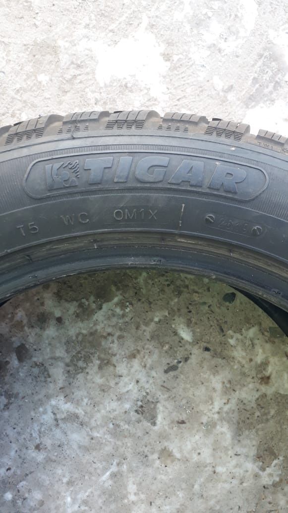 Продам зимняя резина 205/55R16