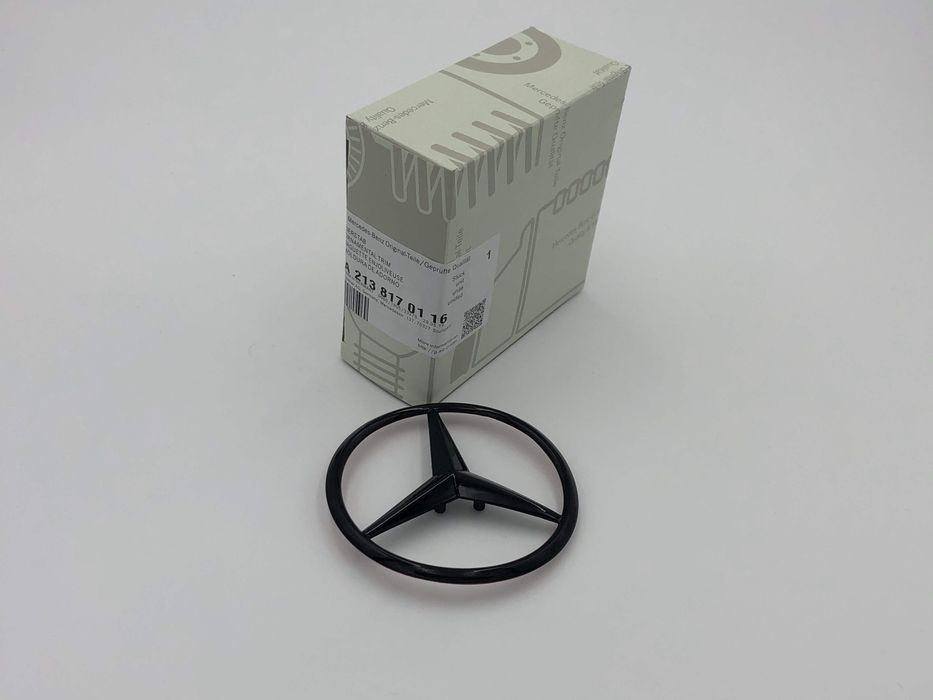 Emblema Mercedes haion W212 negru