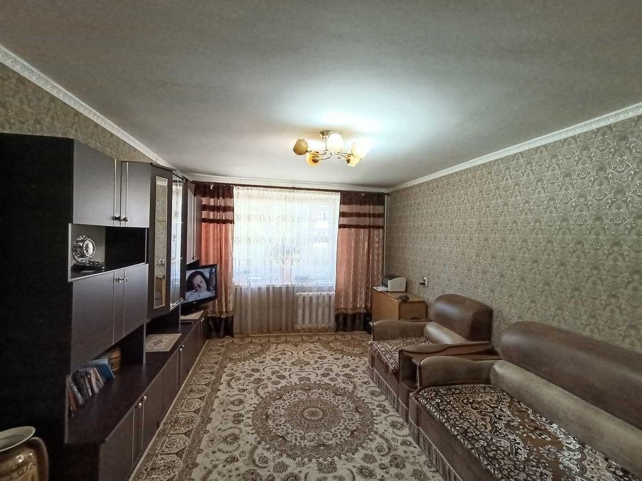 Продажа 2-комнатной квартиры новой планировки на Бензострое