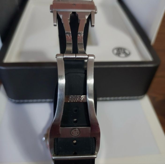 Швейцарские часы Armand Nicolet, механические