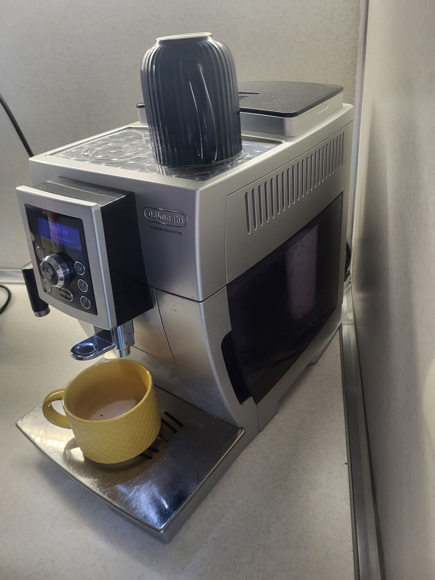 Кафе автомати Delonghi