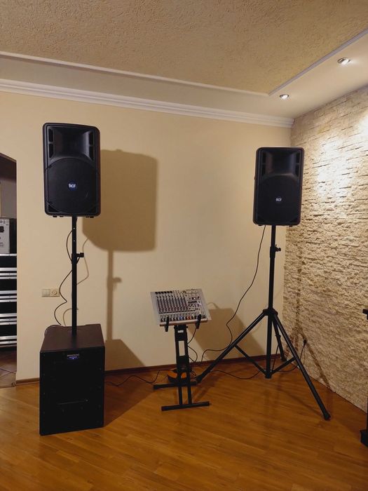 Rcf Art 312 A + Mackie SWA 1501