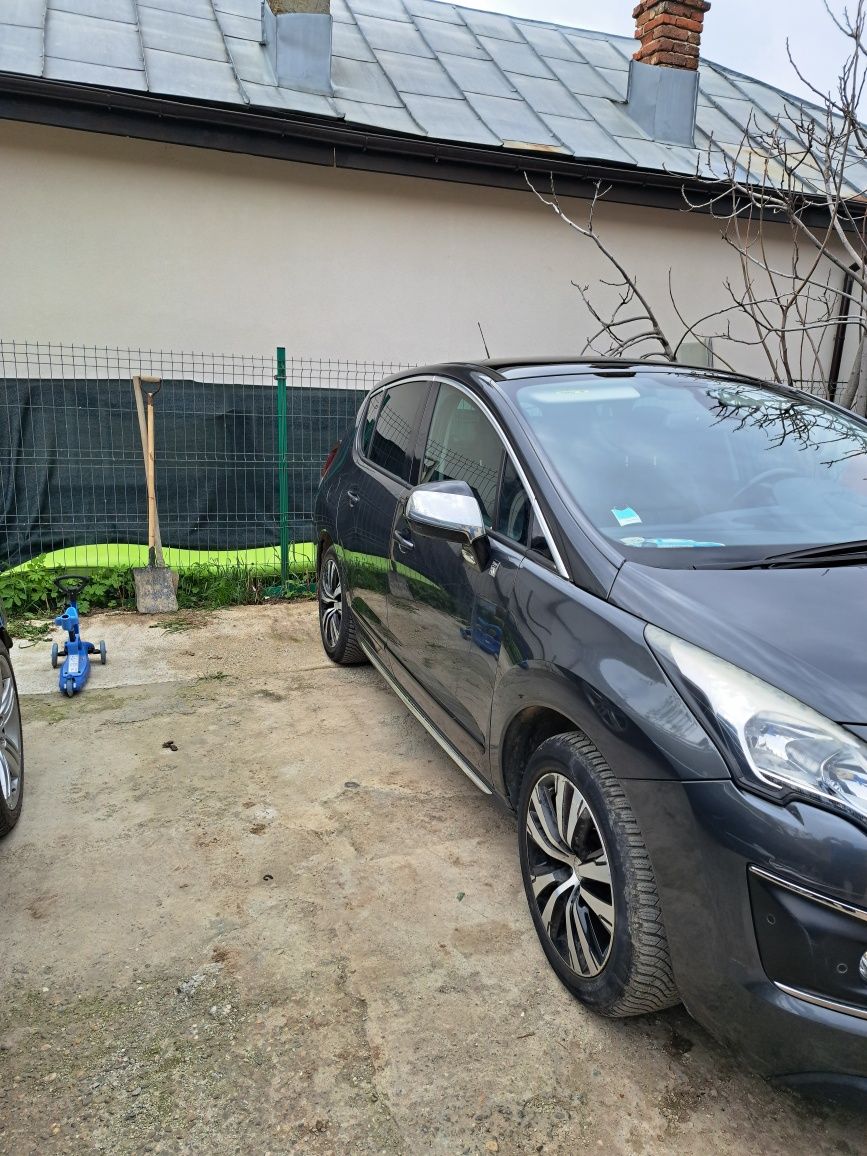 Peugeot 3008 Hybrid