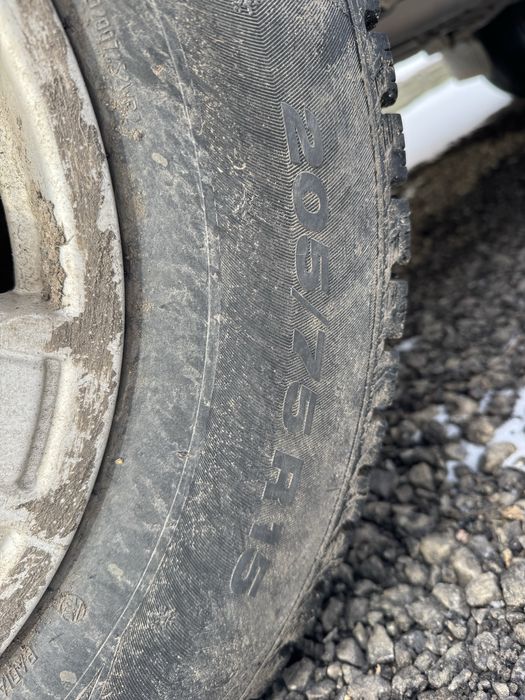 Нива резина с дисками