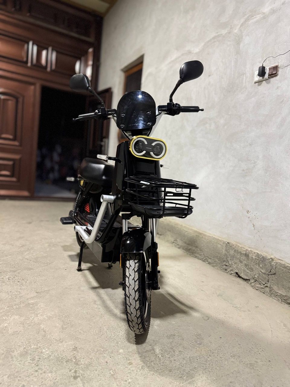 Motoskuter sotiladi