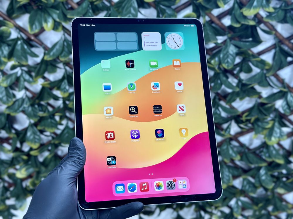 iPad Pro 11” - Cellular + WIFI - 64 GB - Libere de retea - Stare buna