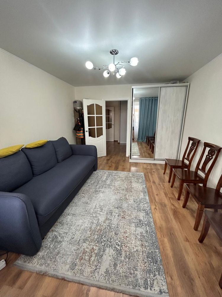 Продается 2 комн квартира , 5 мкрн