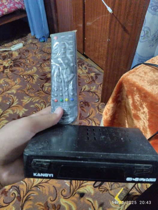 Tunel ishlaydi ko'p yil buvamni televizorda ishlagan yaxshi ishlaydi