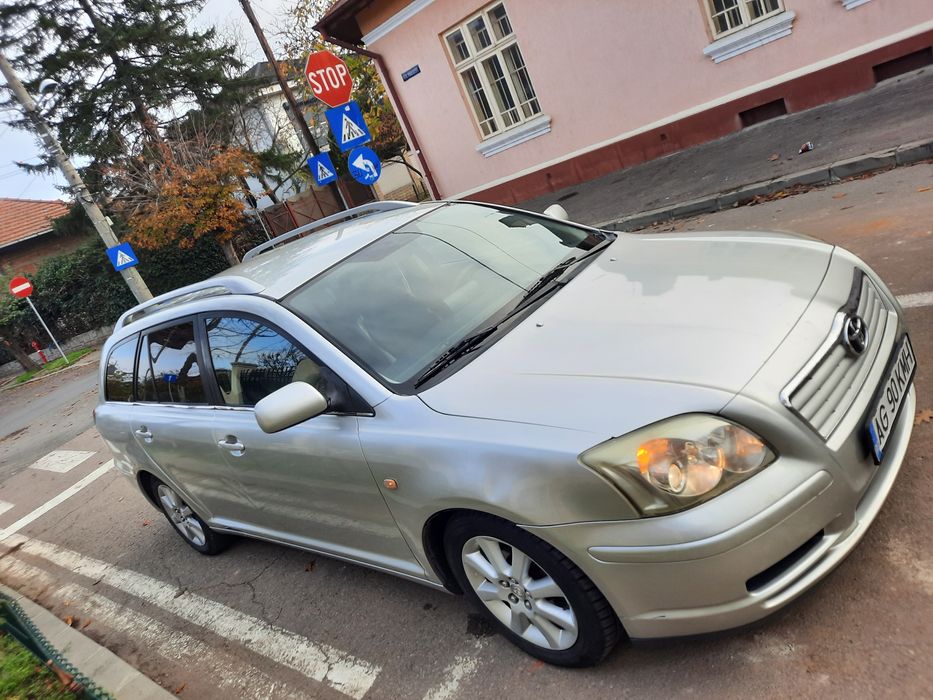 Vand Toyota Avensis 2.0d, FULL OPTIONS,acte val, fiscal la SUPER PRET!