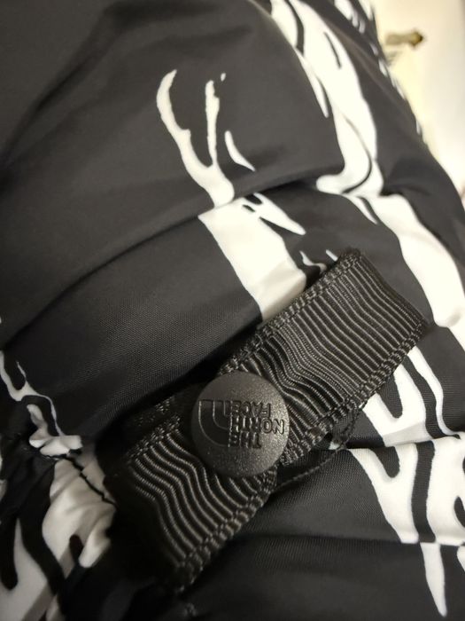 Geaca The North Face M/L/Xl noua/new