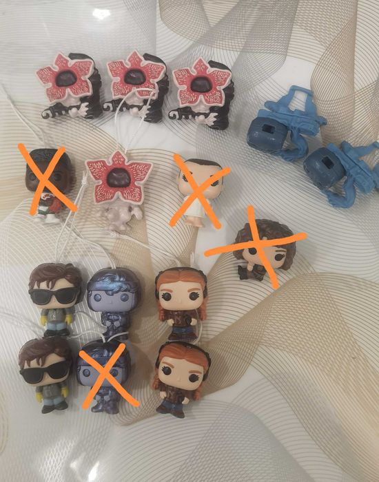 Фигурки Stranger things от Kinder joy