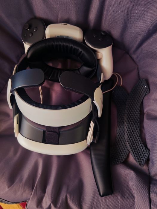 Full Box Quest 3 512gb + BoBo Headstrap + baterie și accesorii