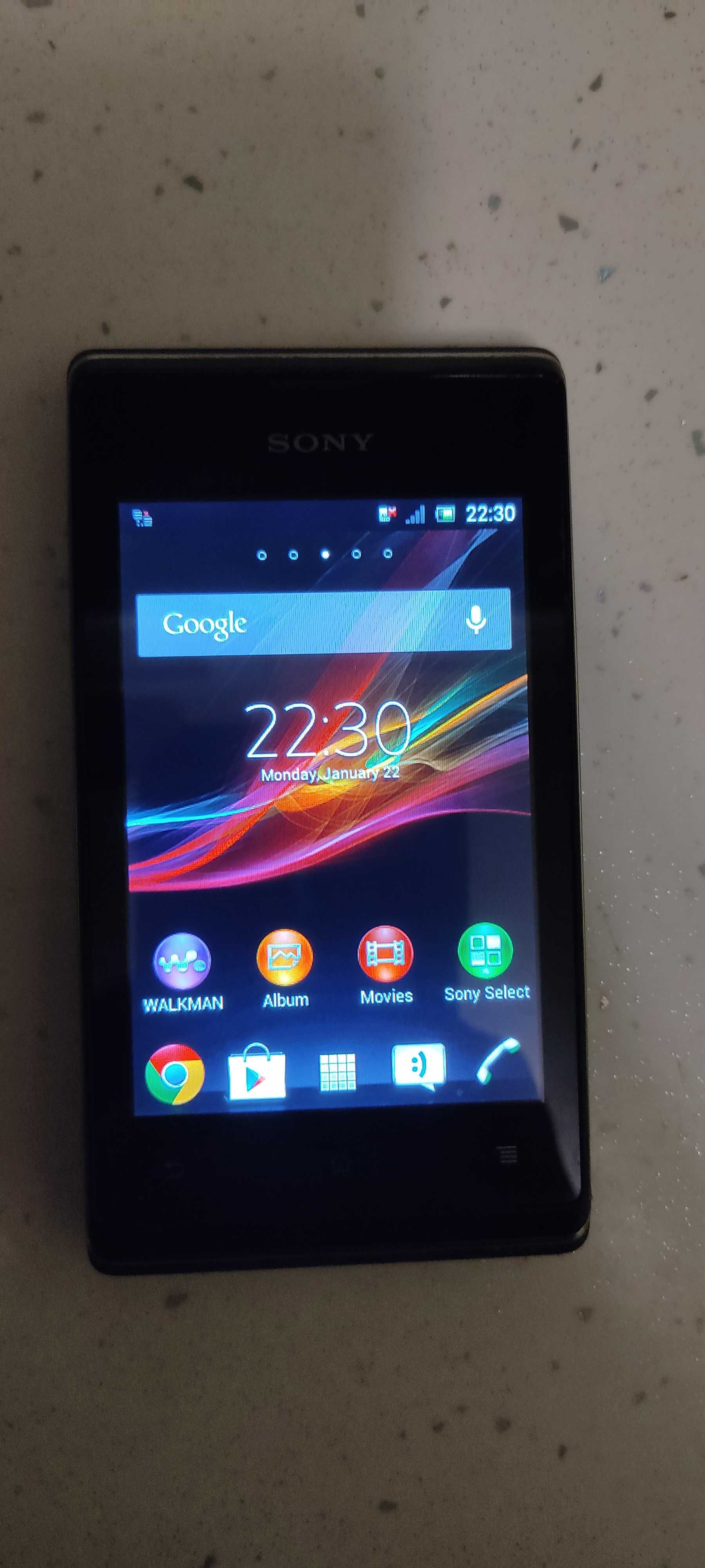 Телефон Sony Xperia E