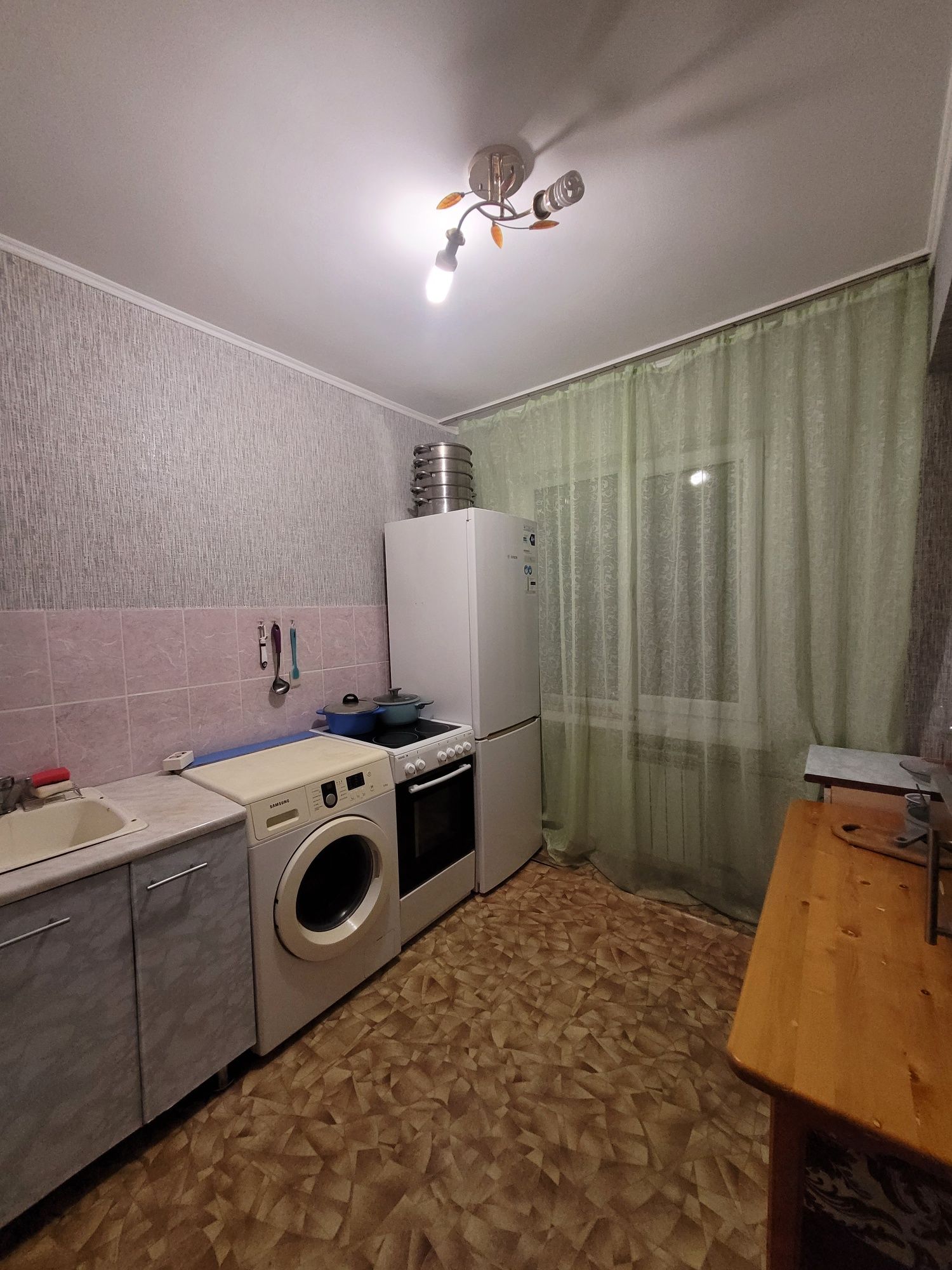 Продам 2х комнатную квартиру, Назарбаева 12