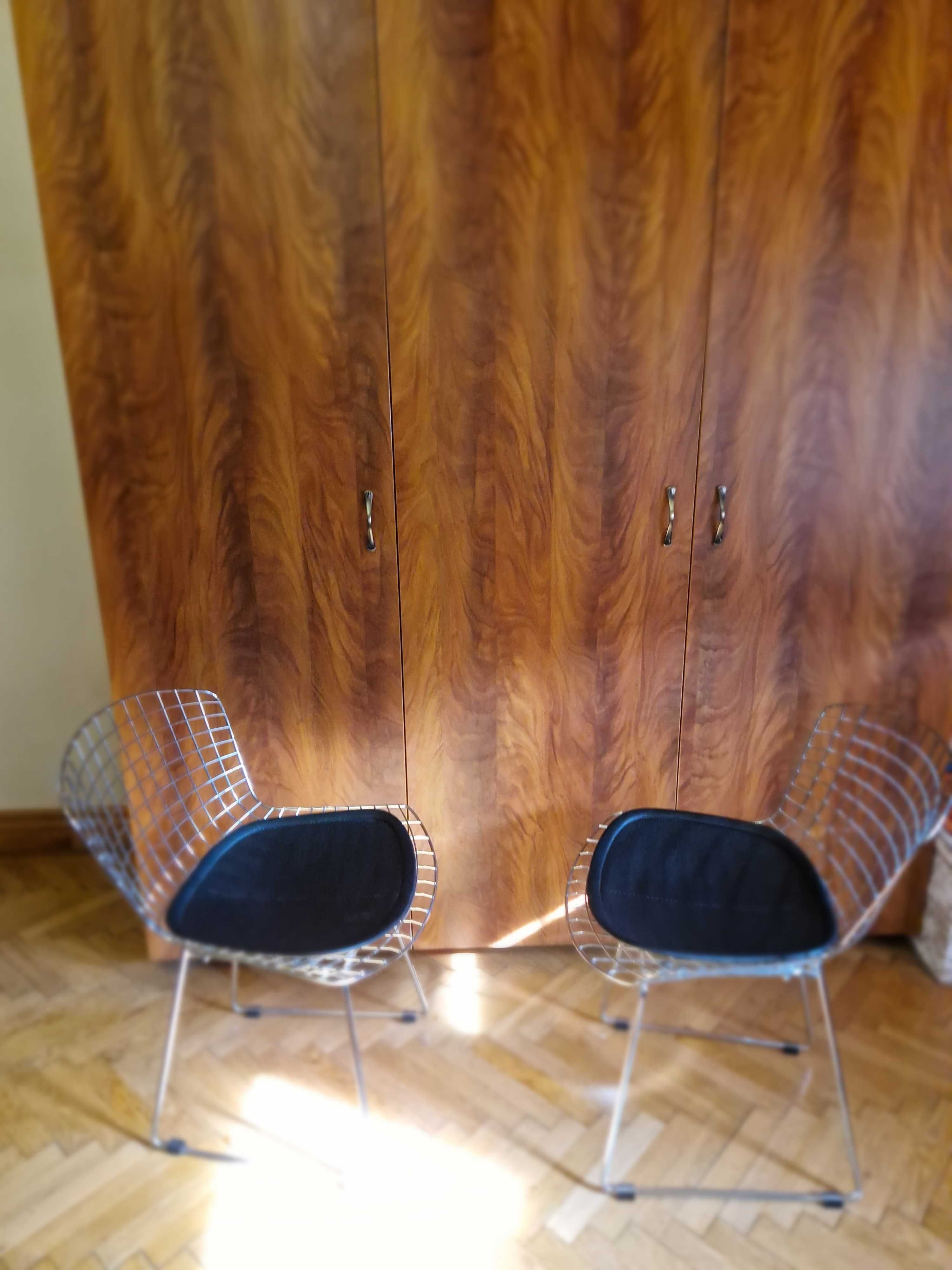 Scaune dining design modern, fabricate in Brazilia