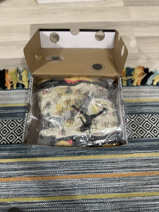 Jordan 5 Off White Sail