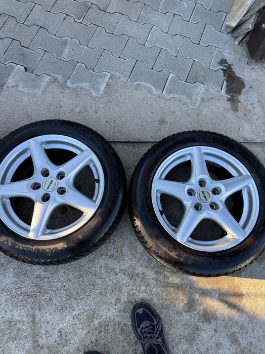 Зимни гуми с джанти 205/55 R16