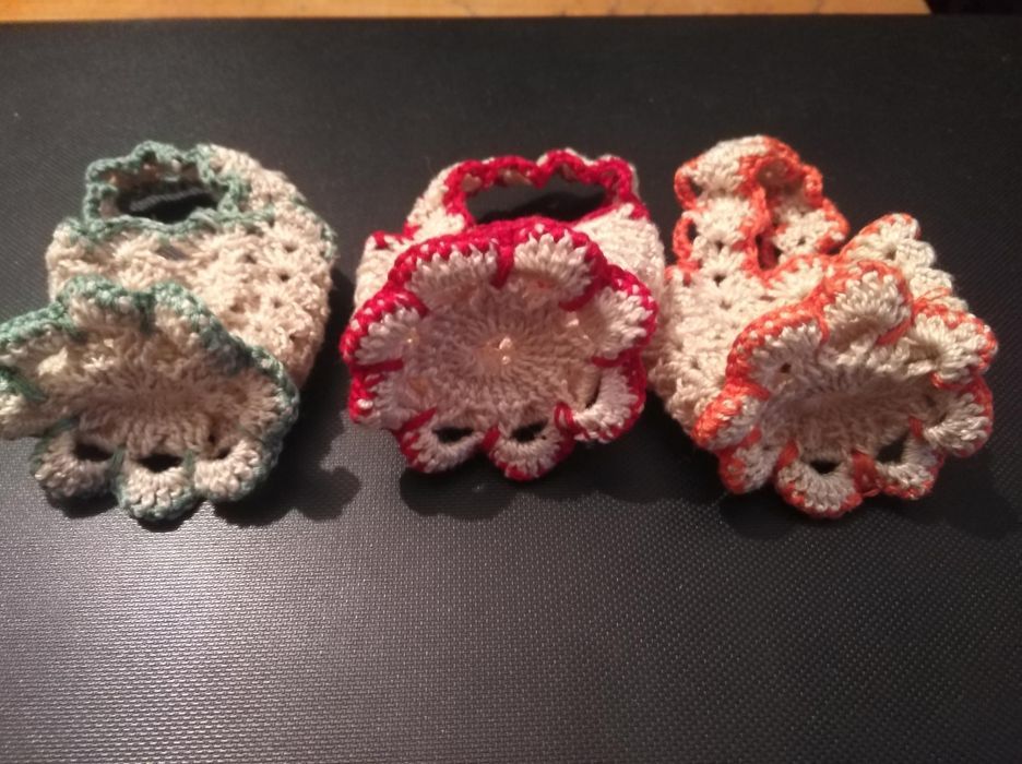 Плетени Великденски кошнички за яйца