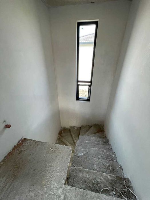 КЪЩА в гр. Костинброд