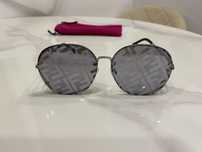 Ochelari soare Fendi