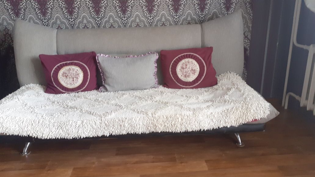 Угловой диван отдыха