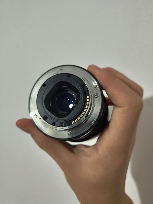 Obiectiv Sony 35mm 1.8 oss