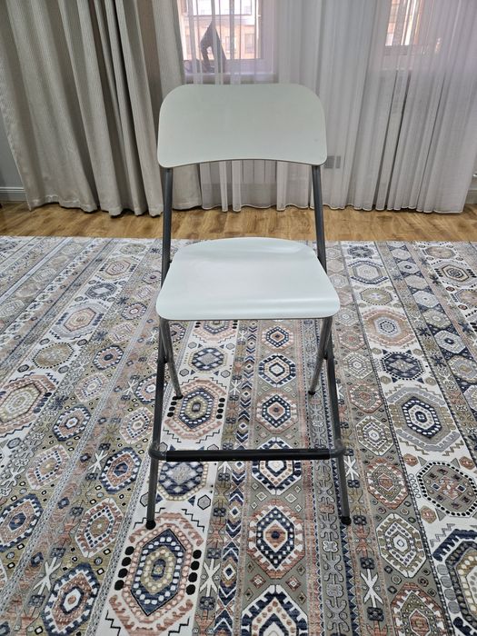 Продаем барные стулья!