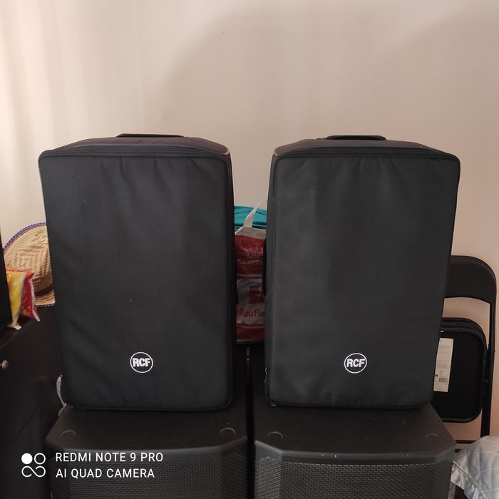 Продавам 2 броя активни колони RCF ART 745-A MK4