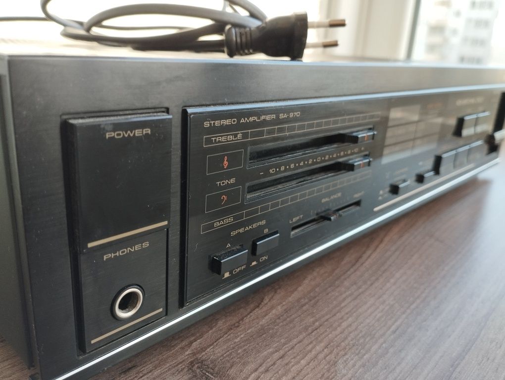 Продавам усилвател  Pioneer