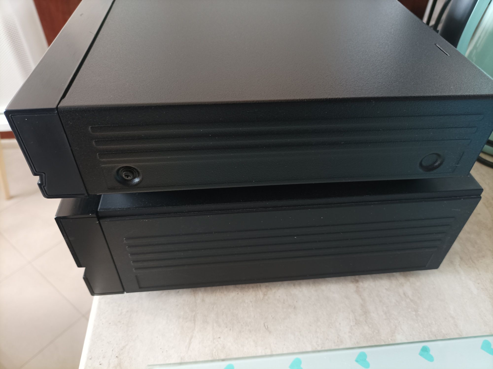Продавам cd player CD 604 и тунер FT650 на Phillips