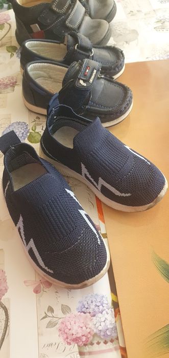 Încălțăminte baiat toate 3buc ,50ron