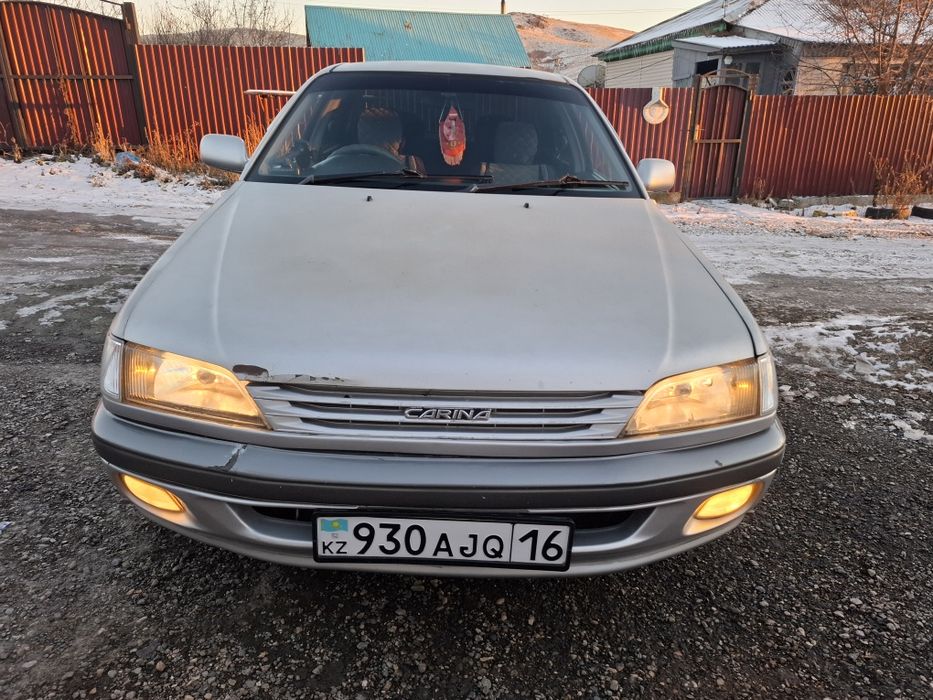 Продам Toyota Carina