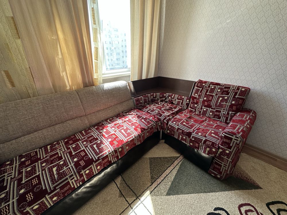 Диван в гостинную