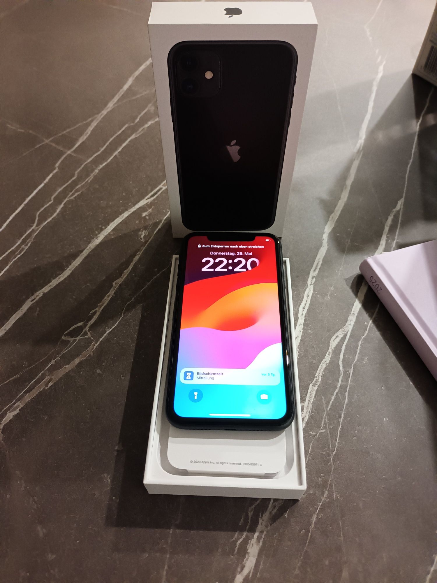 iphone 11 128GB във добро състояние