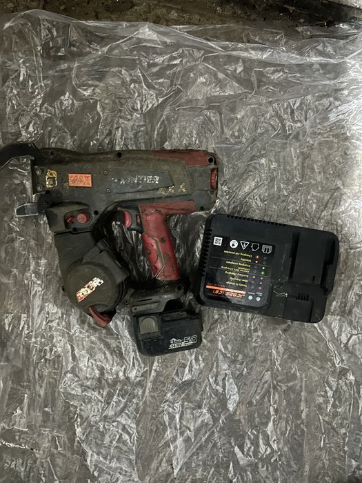 Pistol de legat sarma max rebar 611T!!