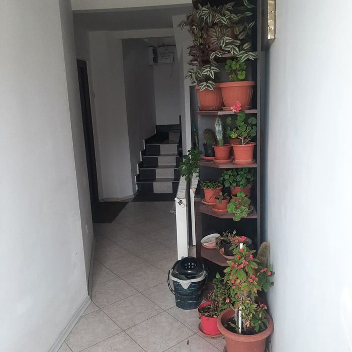 Închiriez apartament 2camere in vila Bragadiru