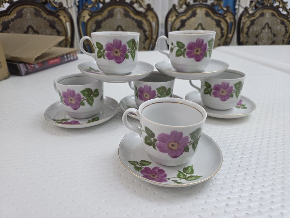 Продаётся чайный сервиз